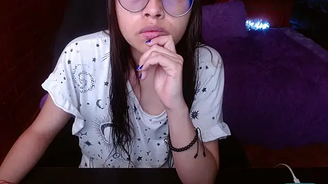 MidoriQuiinn online show from 3, 6, 2026