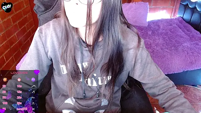 MidoriQuiinn online show from 12, 3, 2026