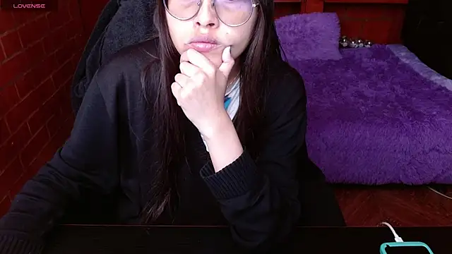 MidoriQuiinn online show from 8, 7, 2026