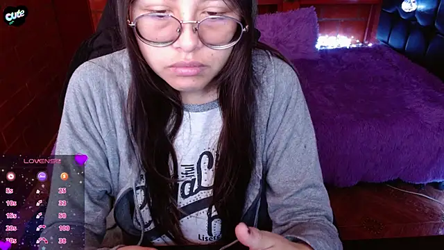 MidoriQuiinn online show from 31, 3, 2026