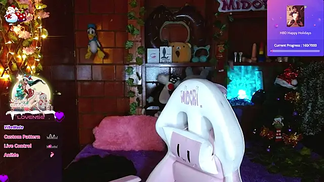 MidoriQuiinn online show from 13, 12, 2025