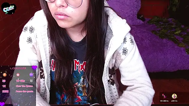 MidoriQuiinn online show from 11, 11, 2025