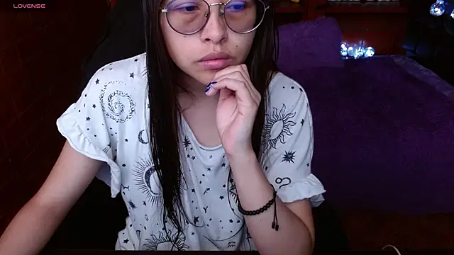 MidoriQuiinn online show from 2, 6, 2026