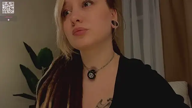 Snapshot of VortexProject chatting on 14, 10, 2025 VortexProject online show from 14, 10, 2025