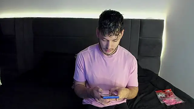 alejandro  2 online show from 11, 10, 2025