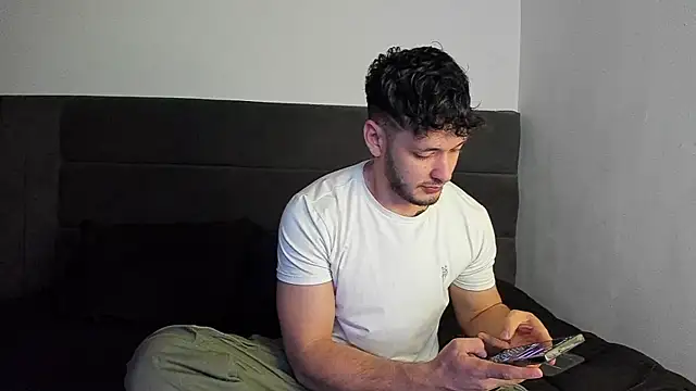 alejandro  2 online show from 14, 11, 2025