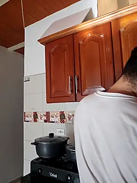 alejandro  2 online show from 4, 12, 2025