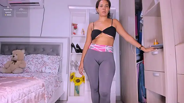 sharonDulce online show from 18, 3, 2025