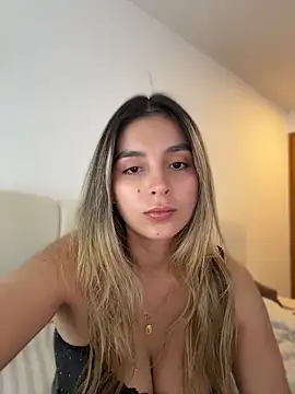 oriana zoeee online show from 6, 5, 2026