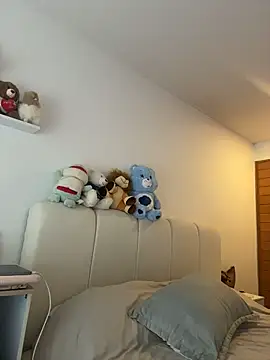 oriana zoeee online show from 4, 4, 2026