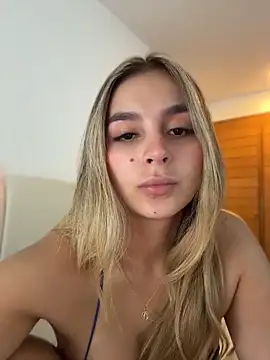 oriana zoeee online show from 4, 6, 2026