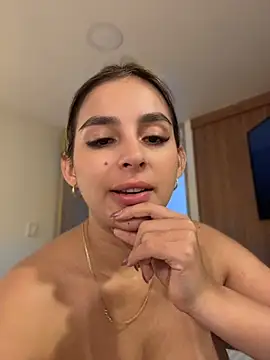 Snapshot of oriana_zoeee chatting on 28, 6, 2026 oriana zoeee online show from 28, 6, 2026