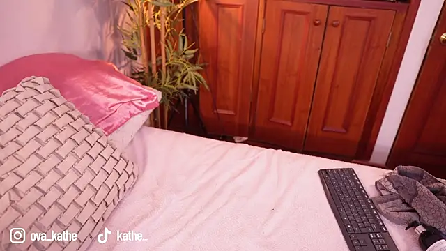 Lucy fit online show from 11, 1, 2026