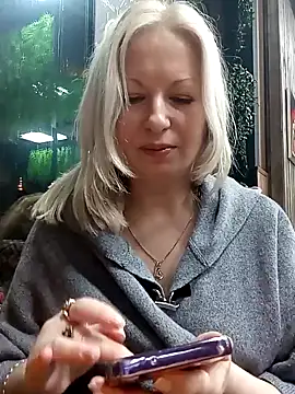 Arina smiles online show from 27, 12, 2024