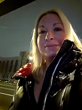 Arina smiles online show from 24, 1, 2025
