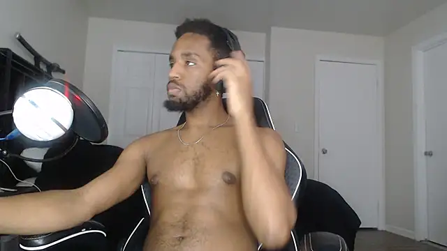 Snapshot of ChrisVacher chatting on 8, 3, 2026 ChrisVacher online show from 8, 3, 2026