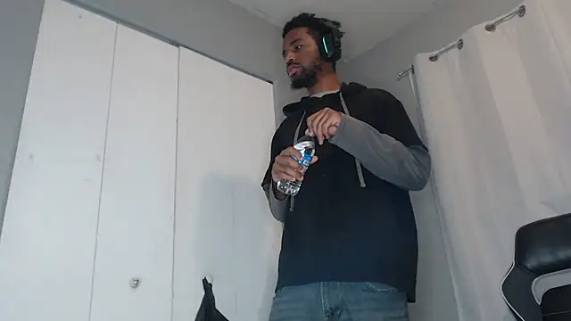 ChrisVacher online show from 11, 12, 2024