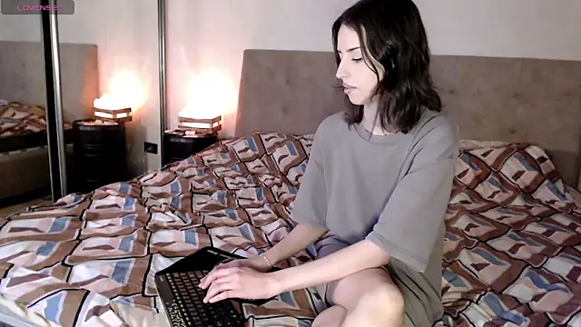 -Yummybabes- online show from 18, 5, 2026