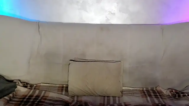 Snapshot of -Yummybabes- chatting on 15, 6, 2026 -Yummybabes- online show from 15, 6, 2026