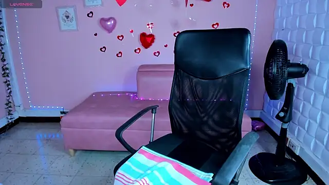 DannaBerry online show from 13, 3, 2025