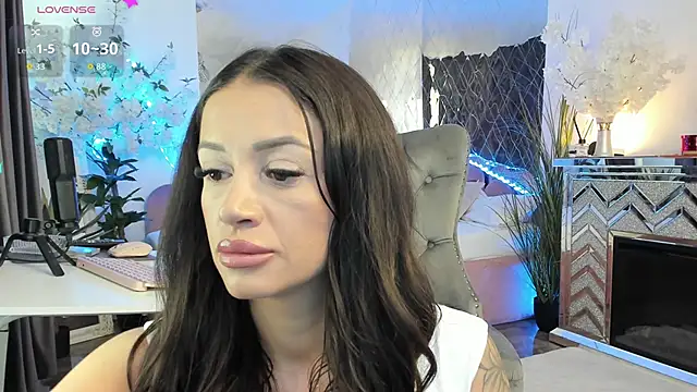 Snapshot of adonawet chatting on 16, 6, 2026 adonawet online show from 16, 6, 2026