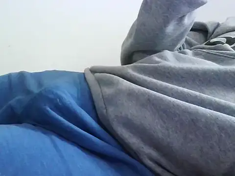 ScalicHat69 online show from 26, 11, 2025