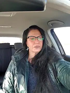 x  KHALEESI  x online show from 12, 11, 2025