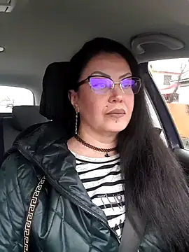 x  KHALEESI  x online show from 28, 11, 2025