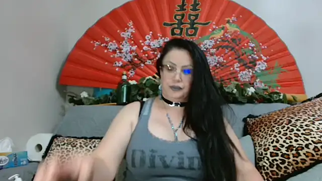 x  KHALEESI  x online show from 11, 6, 2026