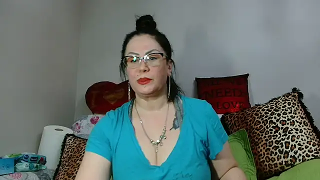 x  KHALEESI  x online show from 3, 3, 2025