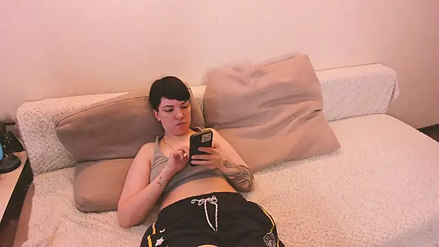 secret dreams   online show from 21, 5, 2026