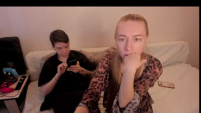 secret dreams   online show from 24, 1, 2025