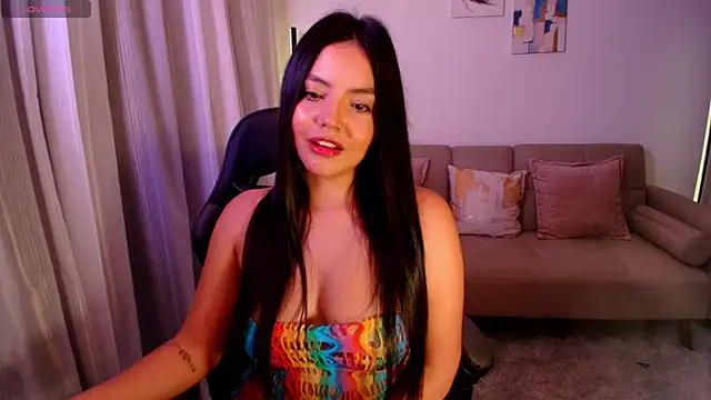 NinaMichelle online show from 11, 11, 2025