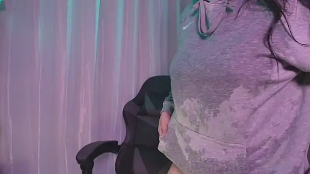 NinaMichelle online show from 20, 2, 2025