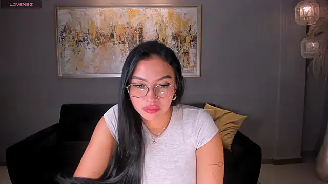 MollyJones  online show from 30, 5, 2026