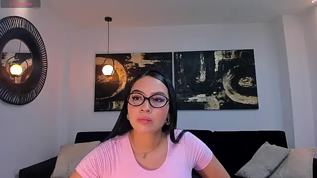 MollyJones  online show from 16, 6, 2026