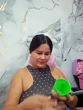 sweet lucia online show from 8, 2, 2026