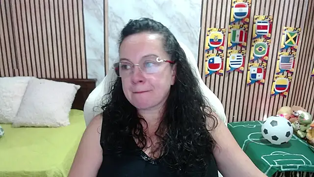 Snapshot of Sonialorens_ chatting on 23, 6, 2026 Sonialorens online show from 23, 6, 2026