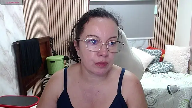 Sonialorens  online show from 18, 5, 2026