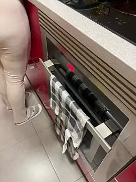 angelitasexy81 online show from 26, 2, 2025