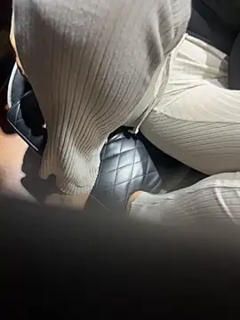 angelitasexy81 online show from 26, 2, 2025