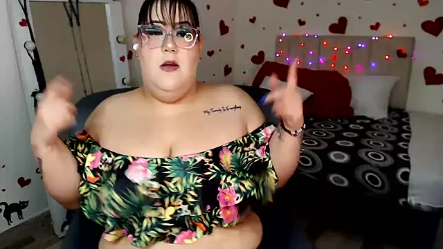 Snapshot of GiannaMorrys chatting on 4, 6, 2026 GiannaMorrys online show from 4, 6, 2026