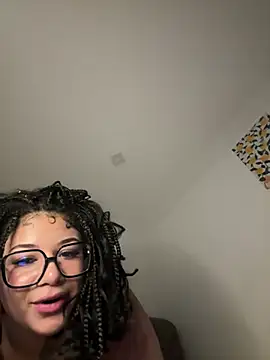 IamSashaLuv online show from 28, 2, 2025