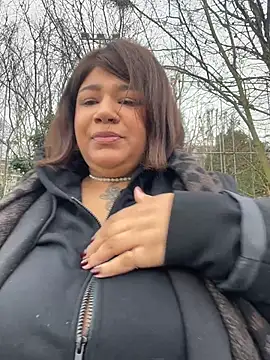 IamSashaLuv online show from 5, 12, 2025