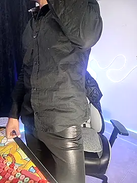 sebastian horny online show from 18, 12, 2025