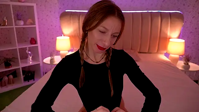 MirandaHobbs online show from 30, 11, 2025