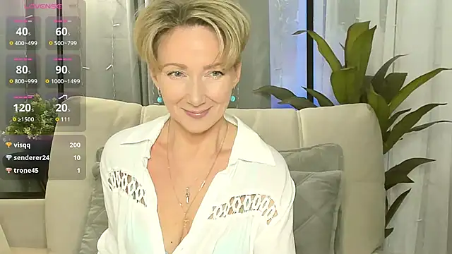 AkexandraFix online show from 10, 11, 2025