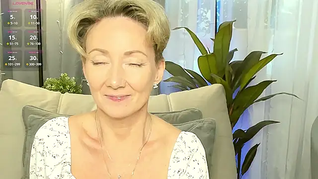 AkexandraFix online show from 29, 9, 2025