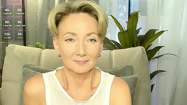 AkexandraFix online show from 3, 10, 2025