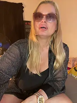Lisavontease online show from 19, 7, 2026